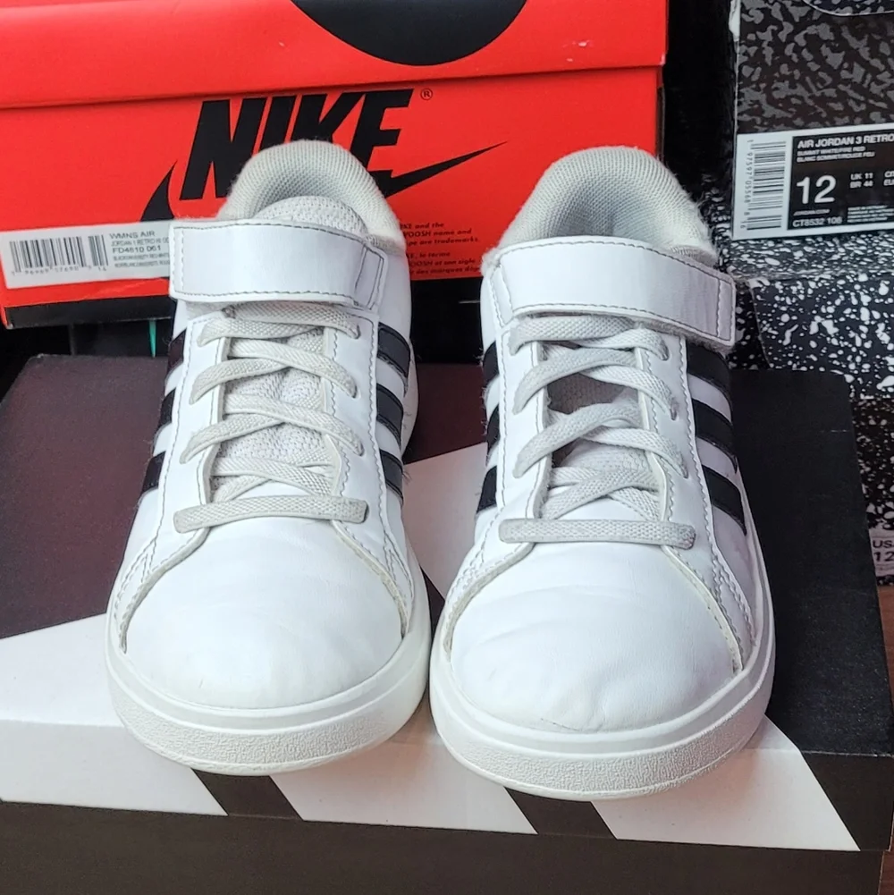 Adidas White and Black Sneakers